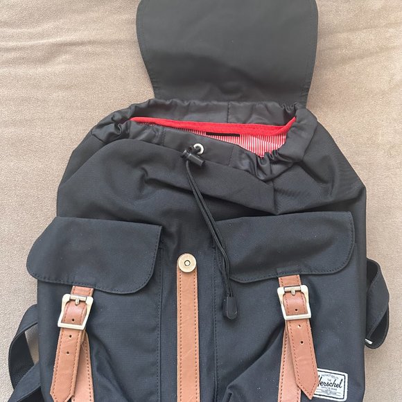 Herschel - Mini Retreat Backpack - Picture 6 of 6